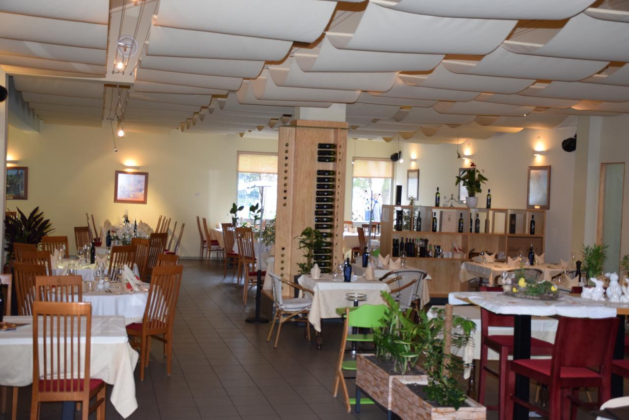 Restaurant Bric Dekani Dış mekan fotoğraf